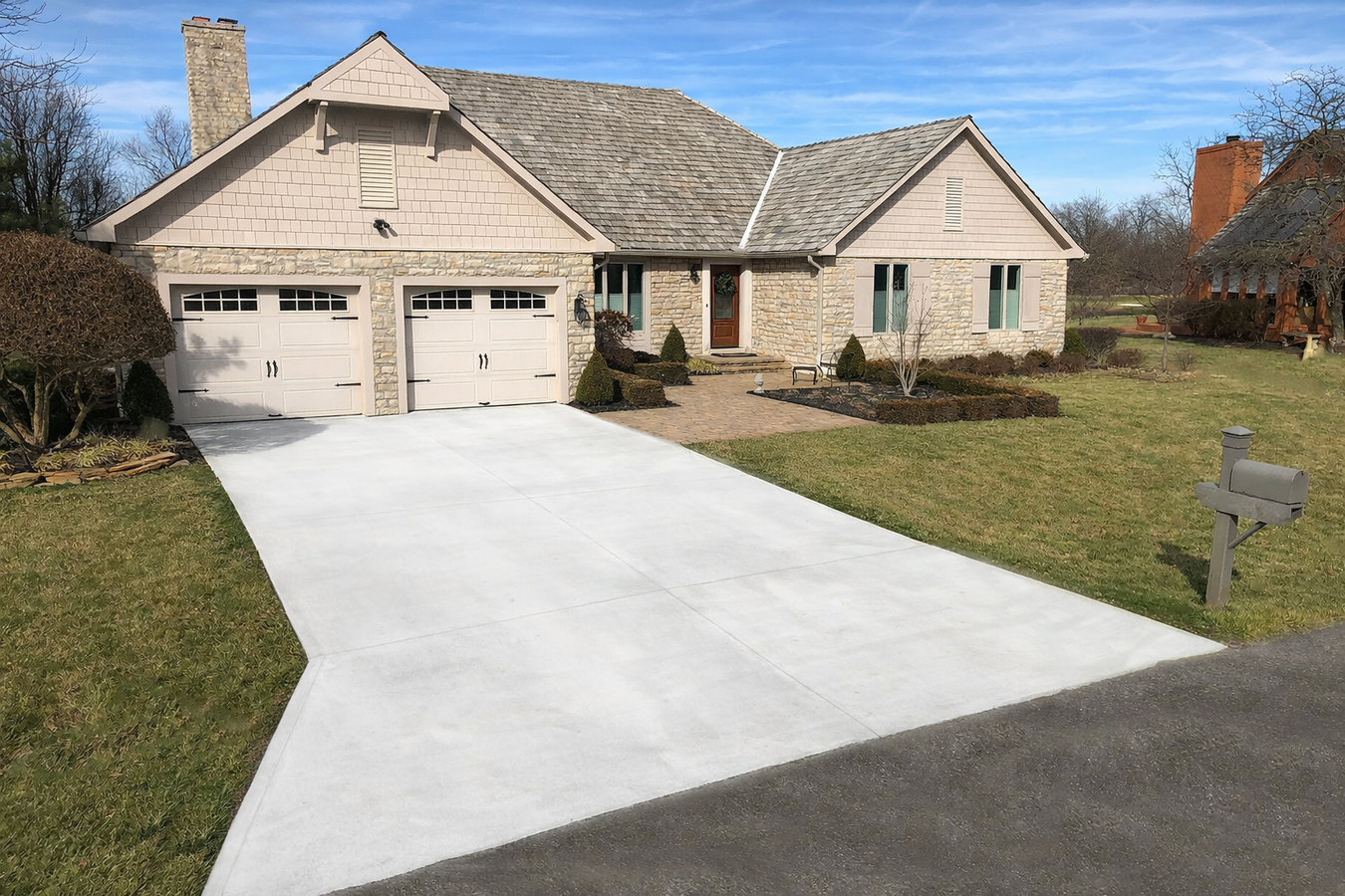 Concrete driveway building